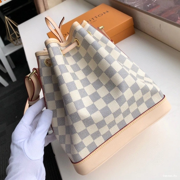 BB LOUIS VUITTON NOE 0429